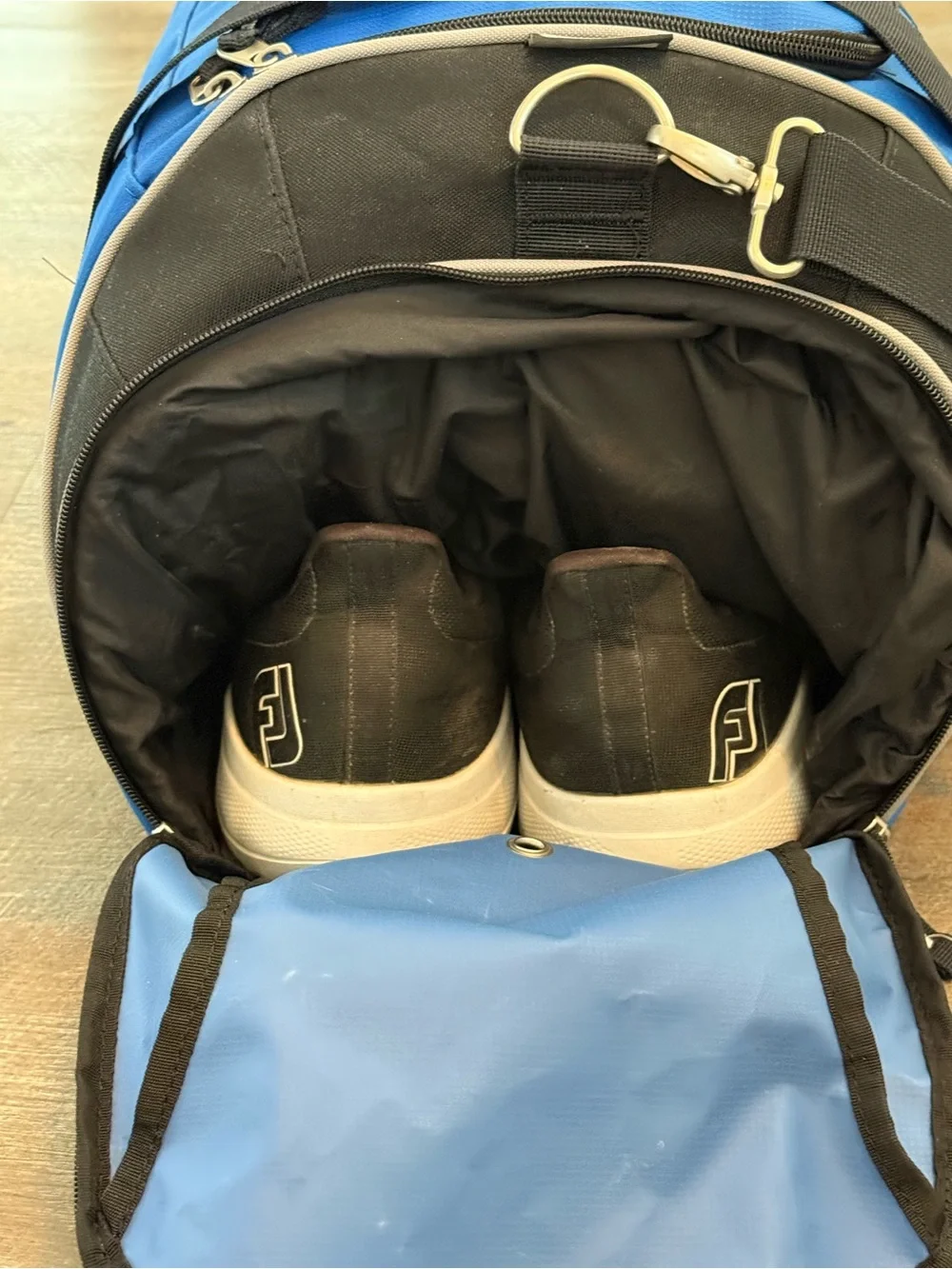 OGIO Blue & Black Duffel Gym Bag Travel Bag w/ Shoe Compartment